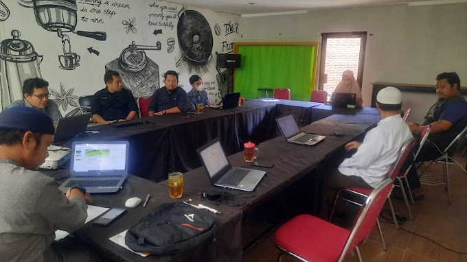 poster penerimaan
